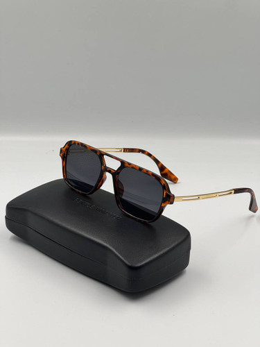 پلنگی شیشه دودی